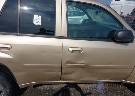 2007 Chevrolet Trailblazer Ls/Lt z USA, uszkodzony, nr VIN 1GNDS13S272289368